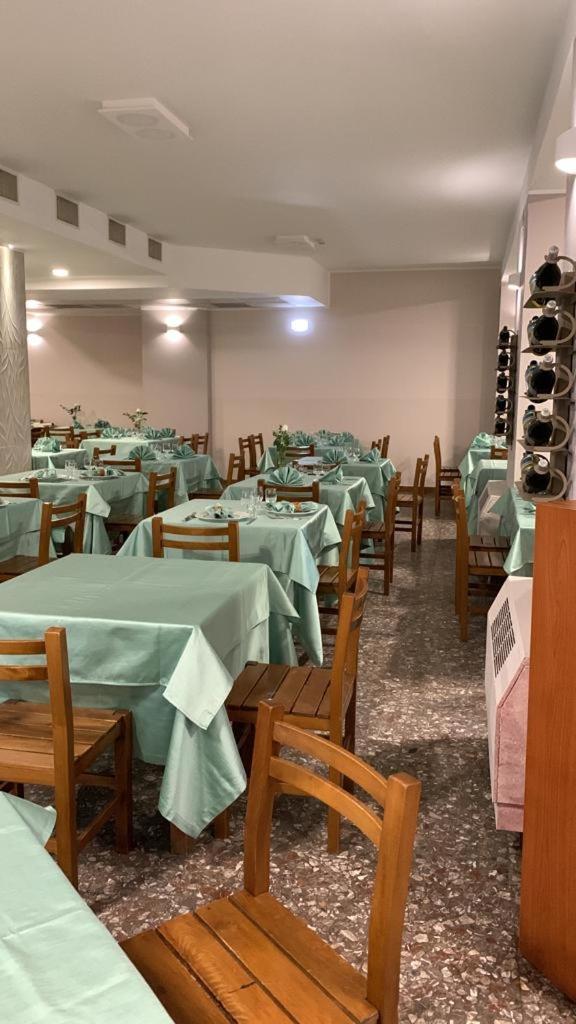Hotel Ristorante San Giovanni 法勒纳 外观 照片
